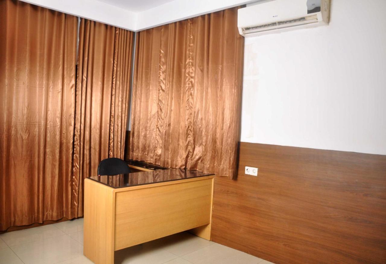 Ams Penthouse Hotel จาการ์ตา ภายนอก รูปภาพ